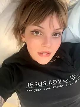 SweetMaisie from StripChat