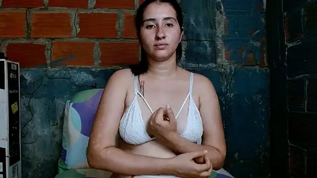 sweetmilk2106 from StripChat is Freechat
