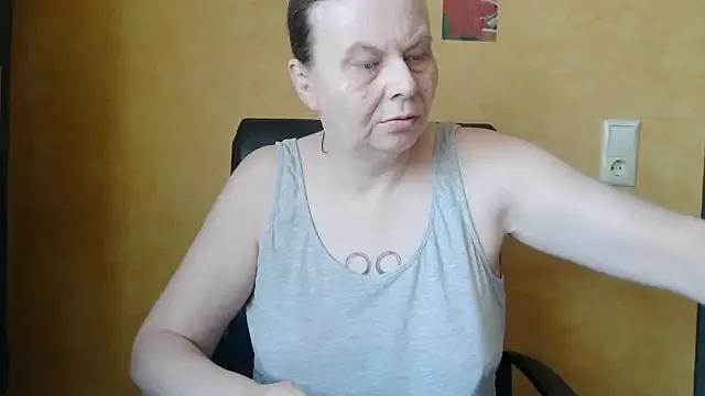 SweetPhoenix76 from StripChat is Freechat