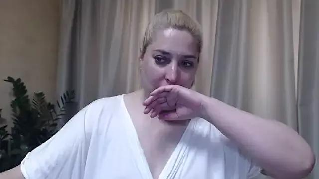 sweetpussy13 from StripChat