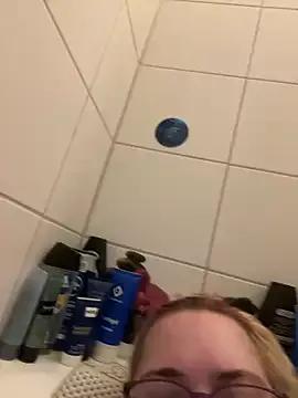sweetsandy231 from StripChat