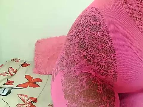 SweetSavage18 from StripChat is Freechat