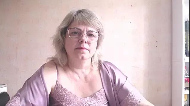 sweetsunset11 from StripChat is Freechat
