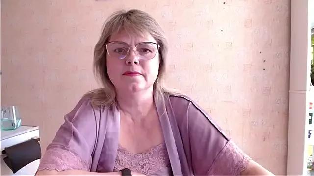 sweetsunset11 from StripChat is Freechat