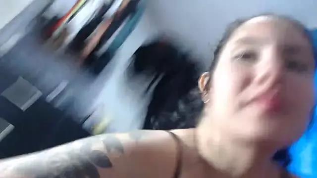 sweettaty from StripChat