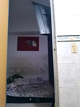 SweettyNaugthy on StripChat 