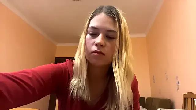 SweetyLolys from StripChat