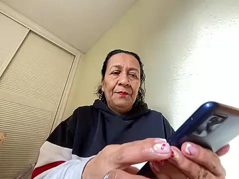 sweeviolet from StripChat