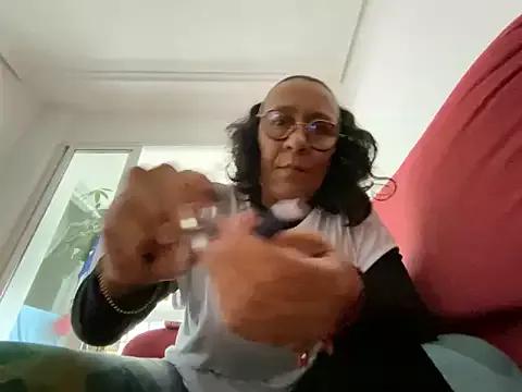 sweeviolet from StripChat