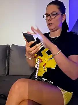 Swiss_Lady from StripChat