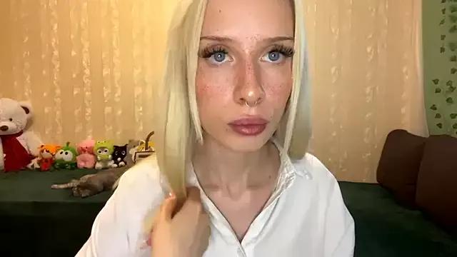 Try our streaming cams variety and talk on a personal level with our adorable girls streamers, showing off their bountiful shapes and dildos.