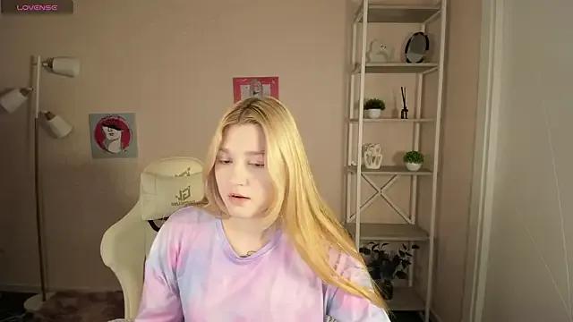 Sylvia_Ortiz from StripChat