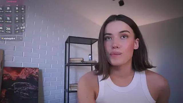 SynneEdge from StripChat
