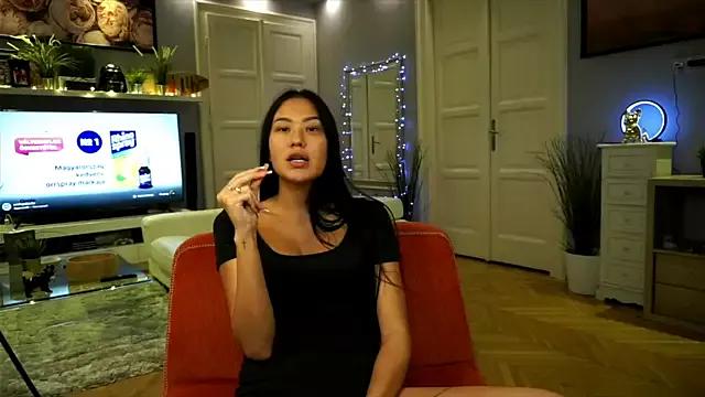 SyrenAsia from StripChat is Freechat
