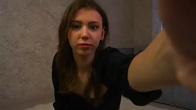 TaiteBrow from StripChat