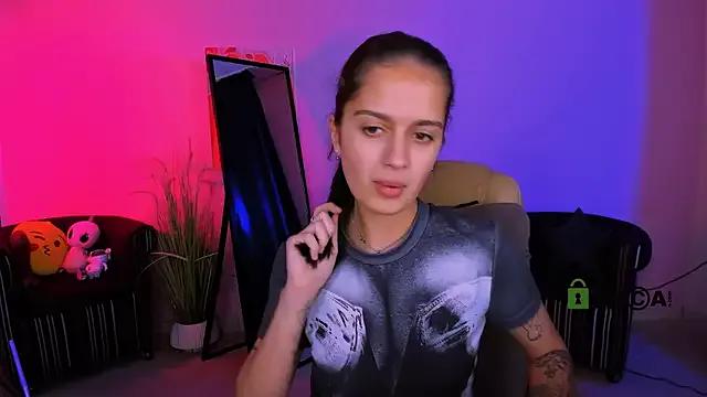 talia_seduce from StripChat is Freechat