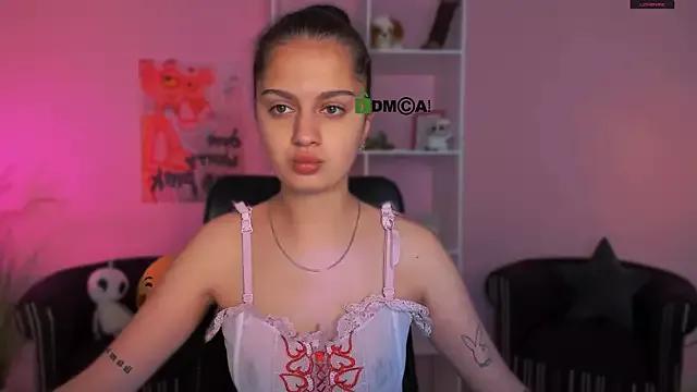 talia_seduce from StripChat is Freechat