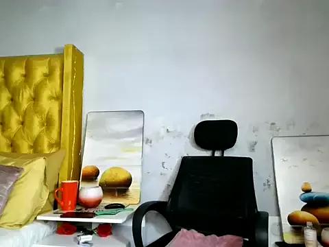 Tall-Fantana from StripChat