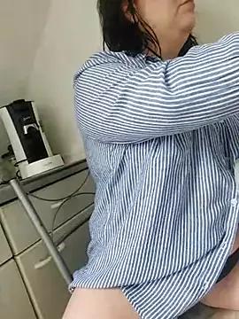 Tamara1951 from StripChat