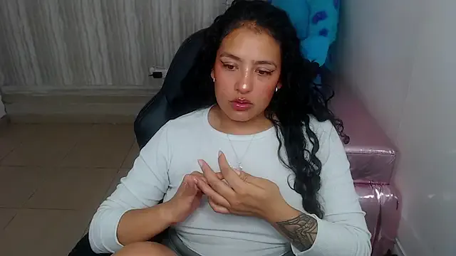 tamara_brown_t from StripChat is Freechat