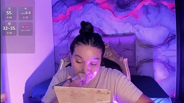 Try our streaming cams variety and talk on a personal level with our adorable girls streamers, showing off their bountiful shapes and dildos.
