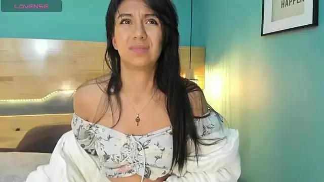 Try our streaming cams variety and talk on a personal level with our adorable girls streamers, showing off their bountiful shapes and dildos.