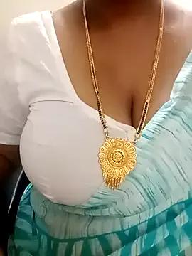 tami_lavanya from StripChat is Freechat