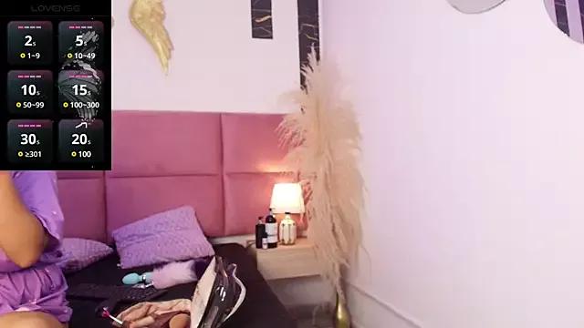 Try our streaming cams variety and talk on a personal level with our adorable girls streamers, showing off their bountiful shapes and dildos.