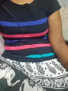 tamil-reena from StripChat is Freechat