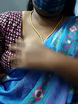 TAMIL_ELAKKIYA from StripChat is Freechat