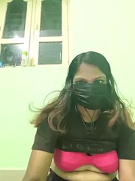 Tamil_Ishu from StripChat is Freechat