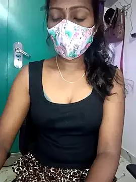 Tamil_kavinila from StripChat is Freechat