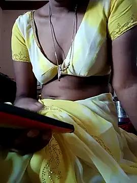 Tamil_Kavitha from StripChat is Freechat
