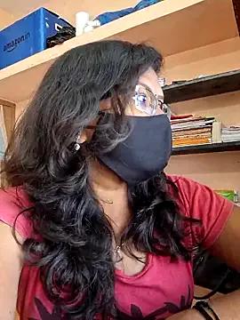 Tamil_rose from StripChat is Freechat