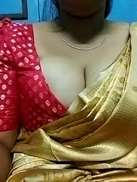 Tamil_Thenmozhi from StripChat is Freechat