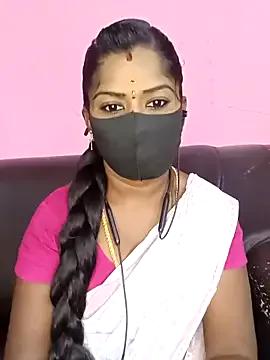 tamilammukuttyy from StripChat is Freechat