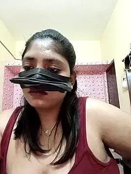 tamilrohini from StripChat is Freechat