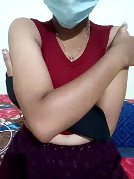 Tamilsweetheart from StripChat is Freechat
