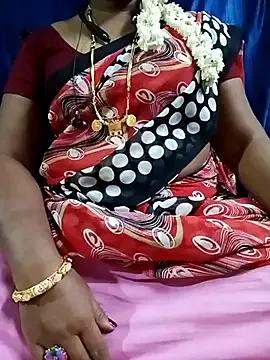 tamiltady from StripChat is Freechat