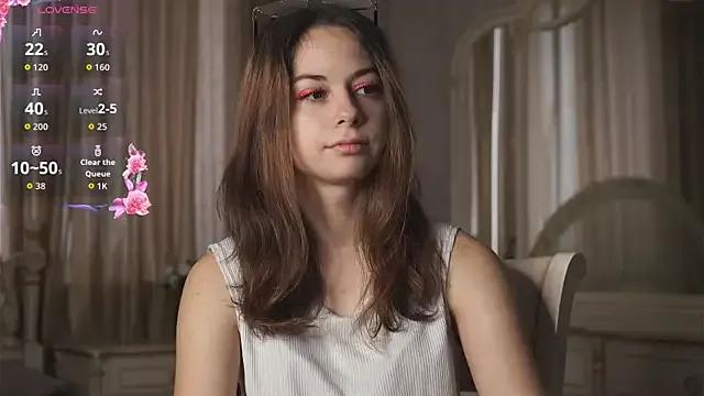 TamShutters from StripChat is Freechat