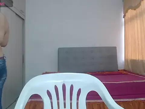 Tania_And_Anthony from StripChat is Freechat