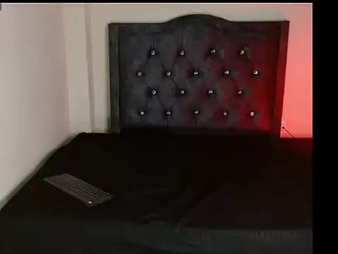 tania_rox from StripChat is Freechat