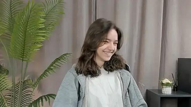 TarahCayne from StripChat