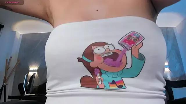Try our streaming cams variety and talk on a personal level with our adorable girls streamers, showing off their bountiful shapes and dildos.