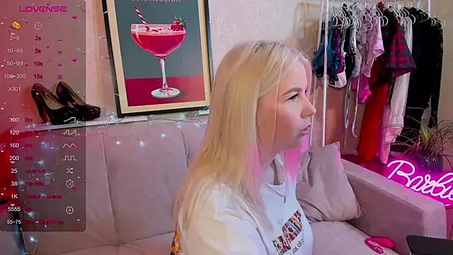 Tasty_booty from StripChat