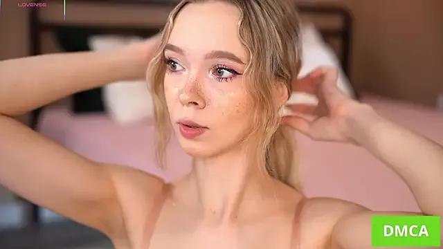 TastyTiffy from StripChat
