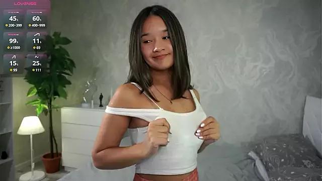 TateAngwin from StripChat