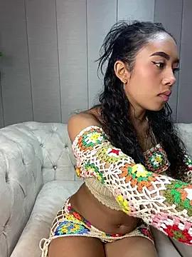 Tatiana_18pink from StripChat is Freechat