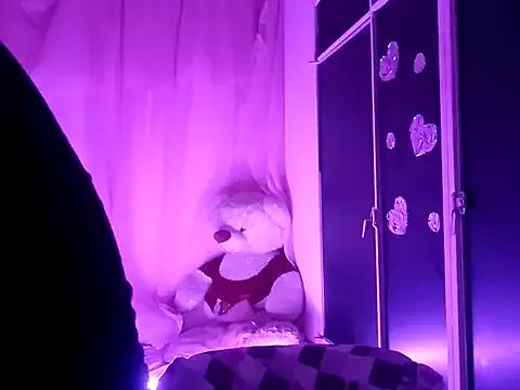 Tatiana_Gonza18 from StripChat