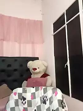 Tatiana_Gonza18 from StripChat